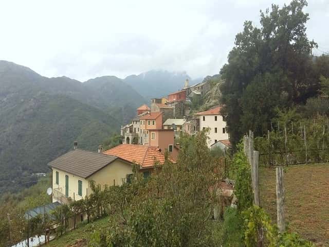 Valgraveglia: Nascio e Cassagna, un viaggio di milioni di anni al centro della Terra