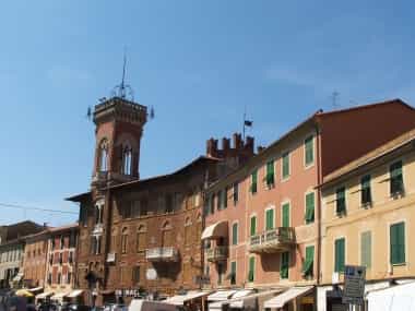 Palazzo Fascie Rosse