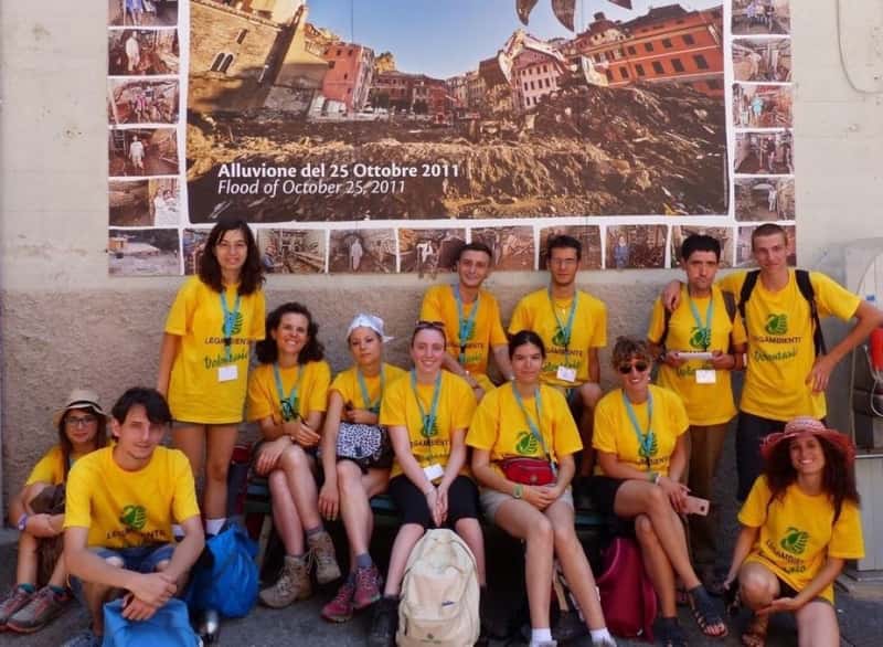 Camminare Informati sui sentieri delle Cinque Terre con Legambiente