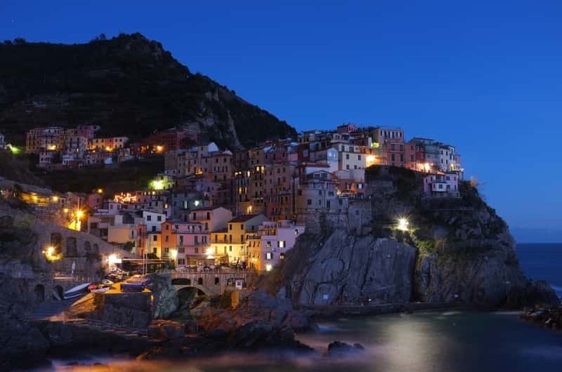 Rick Steves across the Cinque Terre (video)