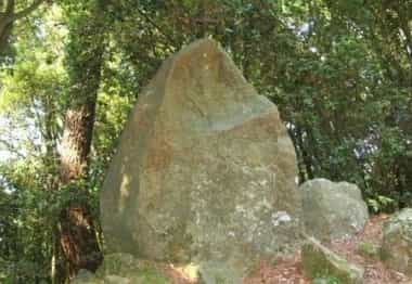 Menhir di Tramonti